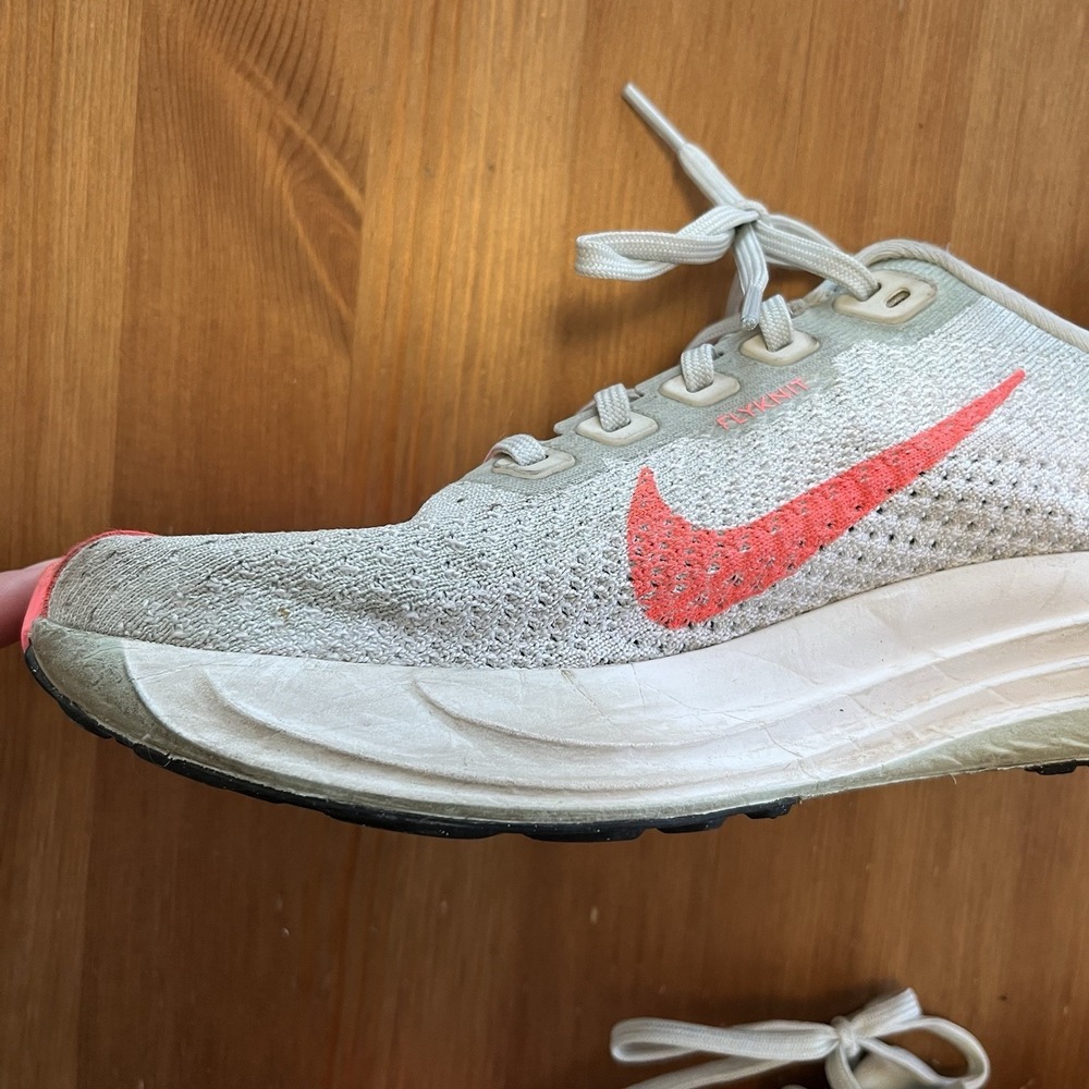 Nike Pegasus Plus 'Barely Grey/Hot Punch' Men's Size 6.5/Womens 8 FQ7262-001 - Picture 3 of 14